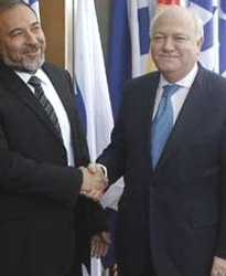 Moratinos con Lieberman